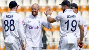 Jack Leach